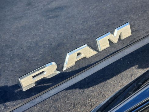 Used 2024 RAM 2500 Big Horn w/ Level 2 Equipment Group AWD/4WD image 12