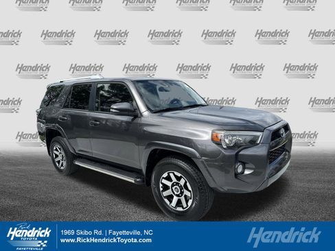 Used 2018 Toyota 4Runner SR5 Premium AWD/4WD image 1