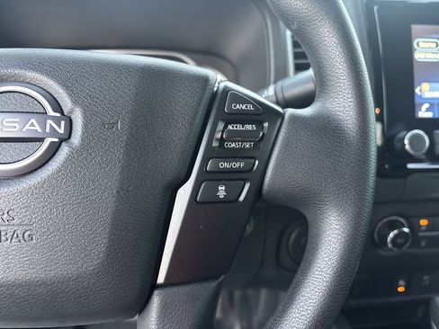 Used 2023 Nissan Frontier SV w/ Technology Package image 27