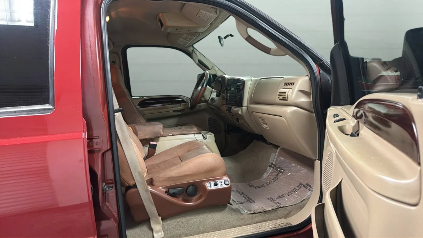 Used 2005 Ford F350 Lariat AWD/4WD image 20