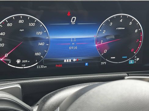 Certified 2025 Mercedes-Benz GLB 250 image 30
