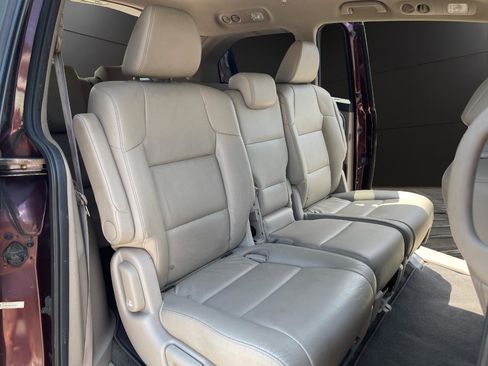Used 2014 Honda Odyssey EX-L image 19