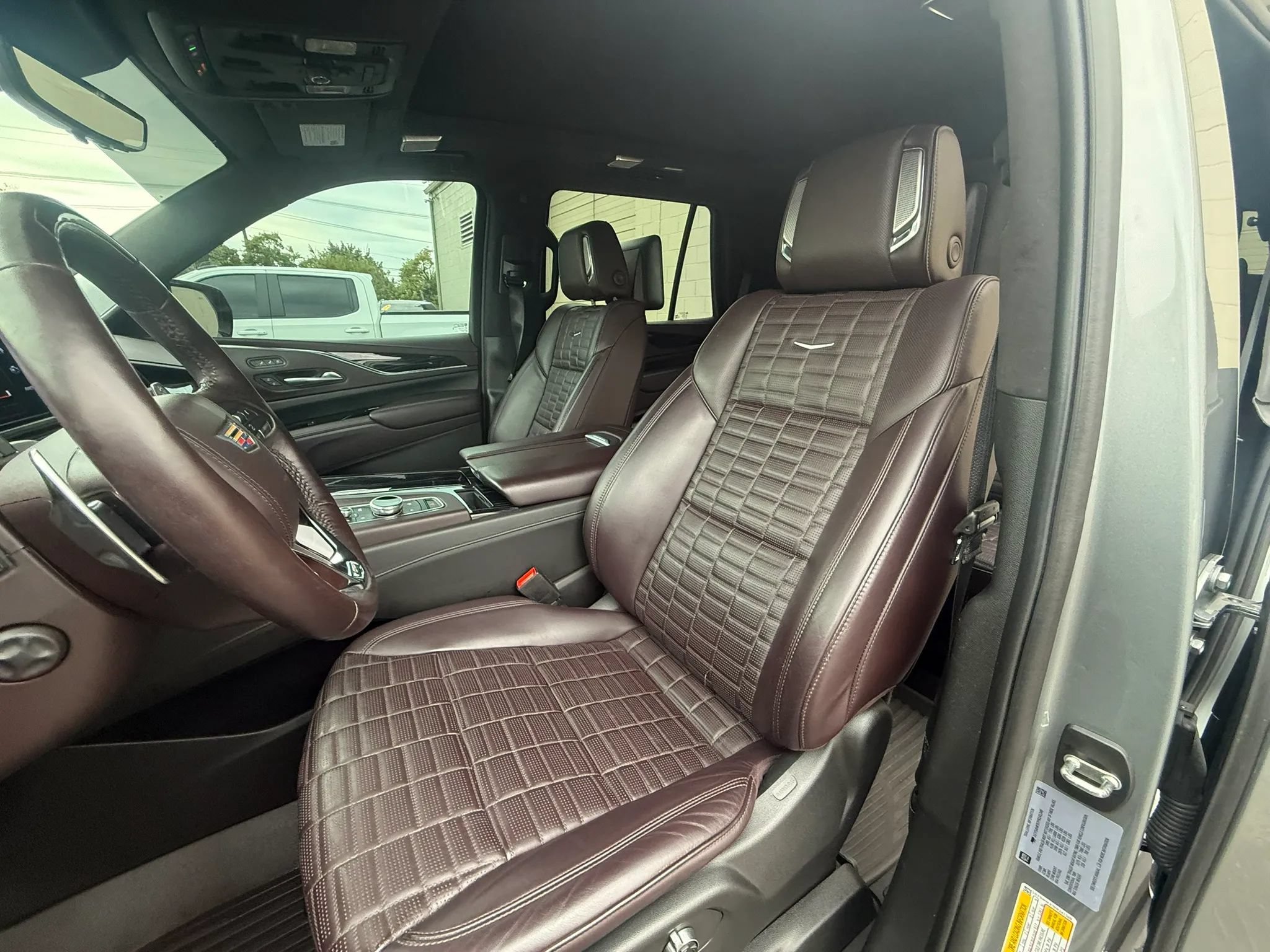 Used 2023 Cadillac Escalade V AWD/4WD image 21