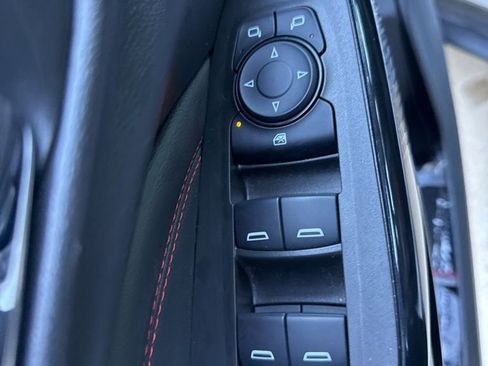 Used 2025 Chevrolet Trax RS w/ Driver Confidence Package FWD image 17