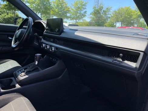 Certified 2025 Honda CR-V Sport image 31