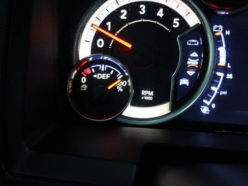 Used 2016 RAM 3500 Laramie w/ Convenience Group image 87