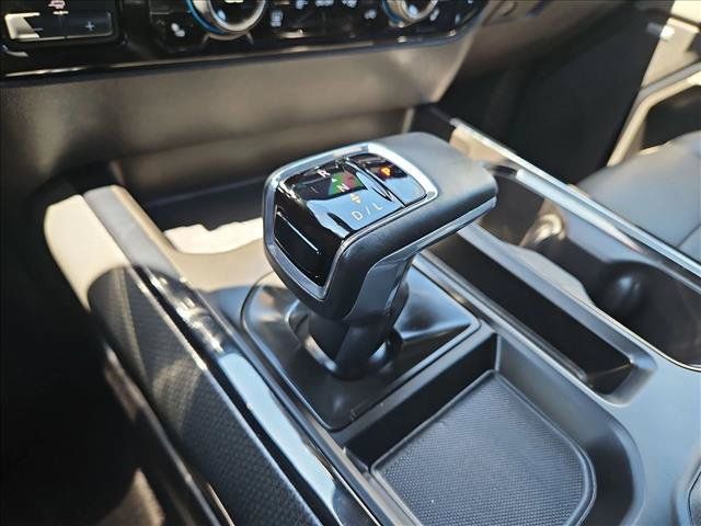 Used 2025 Chevrolet Silverado 1500 ZR2 w/ Technology Package AWD/4WD image 12