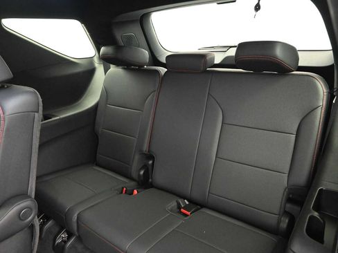 Used 2024 Chevrolet Traverse RS w/ LPO, Floor Liner Package AWD/4WD image 24