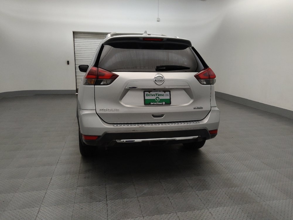 Used 2020 Nissan Rogue S w/ Special Edition Package FWD image 6