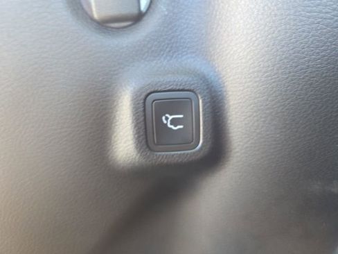 New 2026 Jeep Compass Limited image 27