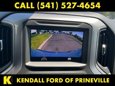 Used 2021 GMC Sierra 1500 4x4 Crew Cab w/ Sierra Value Package image 16