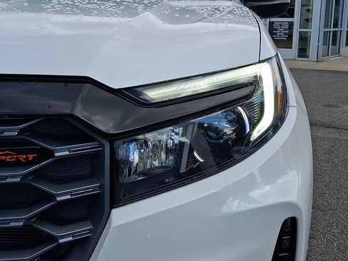 Used 2023 Honda Passport TrailSport image 10