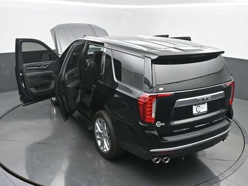 Used 2022 GMC Yukon Denali w/ Denali Ultimate Package AWD/4WD image 45