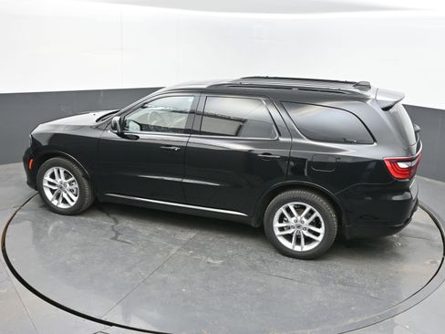 Used 2023 Dodge Durango GT image 35