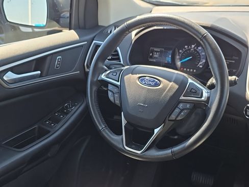 Used 2024 Ford Edge SEL AWD/4WD image 16