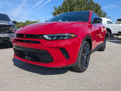 Used 2025 Dodge Hornet GT w/ GT Plus Package AWD/4WD image 1