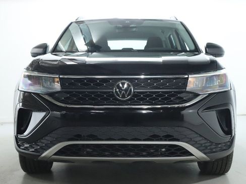 Used 2024 Volkswagen Taos S image 6