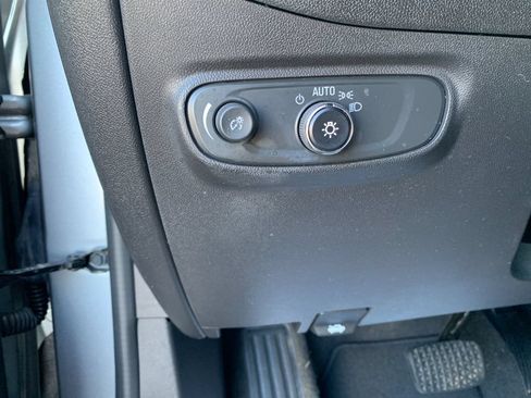 Used 2024 Chevrolet Equinox LS w/ Sport Edition FWD image 32