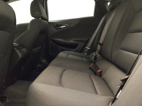 Used 2025 Chevrolet Malibu LS FWD image 18