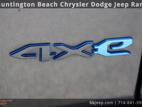 Used 2021 Jeep Wrangler Unlimited Rubicon 4xe image 6