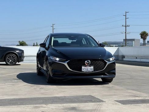 Used 2025 MAZDA MAZDA3 s FWD image 3