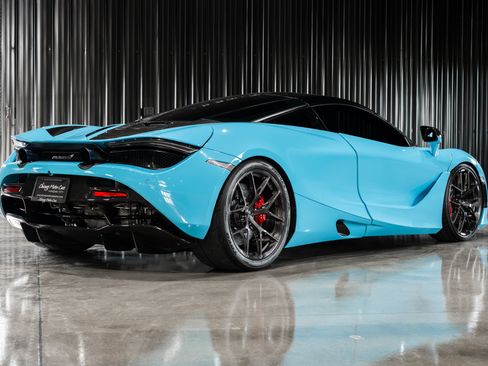 Used 2018 McLaren 720S RWD image 6