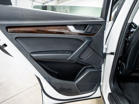 Used 2019 Audi Q5 2.0T Premium image 53