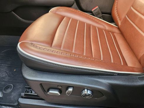 Used 2024 GMC Yukon Denali Ultimate image 20