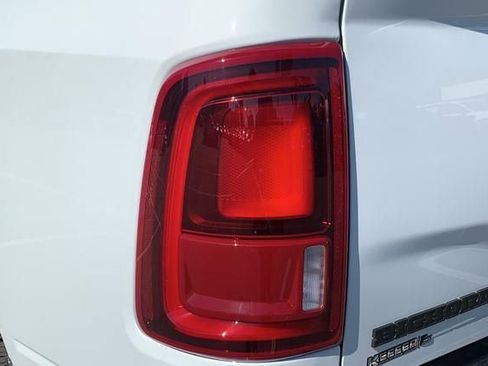 New 2026 RAM 2500 Big Horn AWD/4WD image 14
