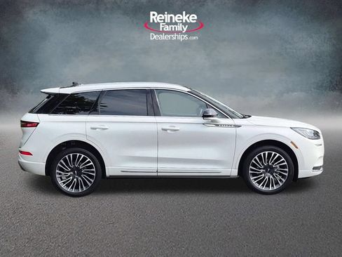 Used 2020 Lincoln Corsair Reserve w/ Appearance Package FWD image 4
