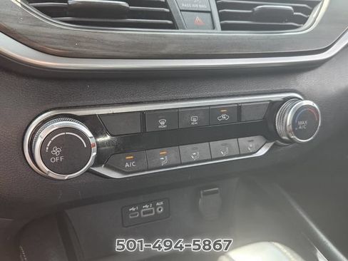 Certified 2023 Nissan Altima 2.5 SV FWD image 23