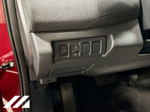 New 2026 Subaru Outback Limited AWD/4WD image 10