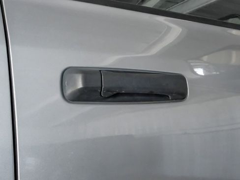 Used 2022 RAM 3500 Tradesman image 40