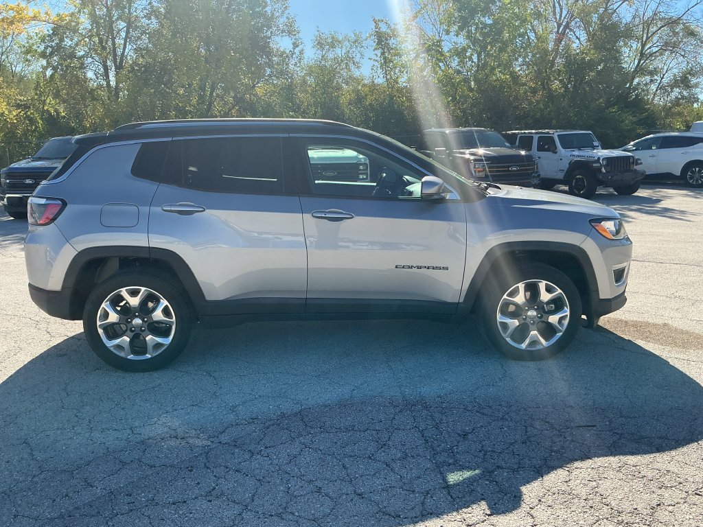 Used 2021 Jeep Compass Limited AWD/4WD image 5