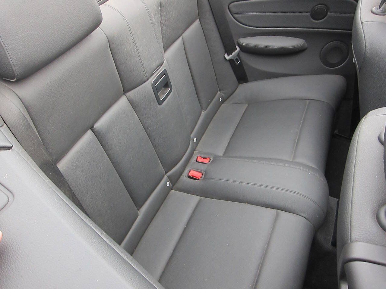 Used 2009 BMW 128i Convertible RWD image 19