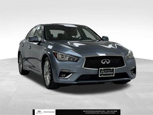 Used 2019 INFINITI Q50 Luxe w/ Essential Package (3.0T Luxe) image 1