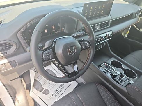 New 2026 Honda Pilot Sport image 16