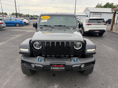 Used 2023 Jeep Wrangler Unlimited w/ Cold Weather Group AWD/4WD image 12