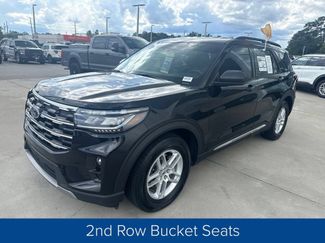 Certified 2025 Ford Explorer Active w/ Active Comfort Package RWD video 3