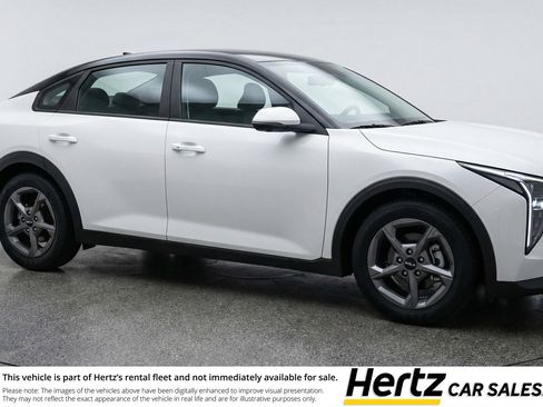 Used 2025 Kia K4 FWD image 1