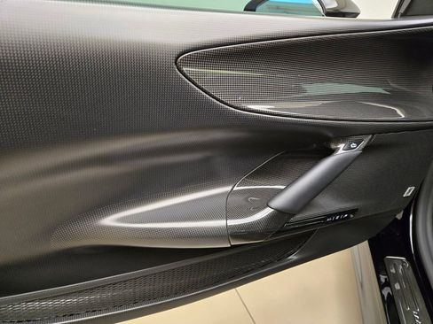 Used 2022 Ferrari SF90 Stradale AWD/4WD image 29