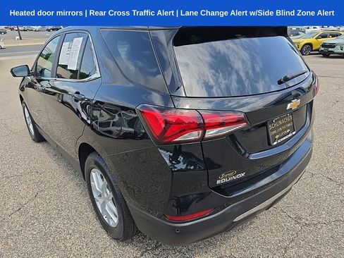 Used 2023 Chevrolet Equinox LT FWD image 6