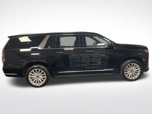 Certified 2024 Cadillac Escalade ESV Luxury image 7