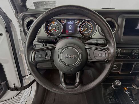 Used 2023 Jeep Wrangler Unlimited Sport AWD/4WD image 3