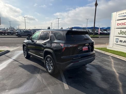 Used 2025 Chevrolet Equinox LT image 7