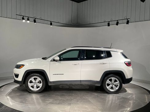 Used 2019 Jeep Compass Latitude w/ Safety & Security Group image 14