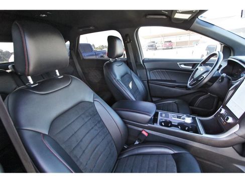 Used 2021 Ford Edge ST-Line FWD image 28