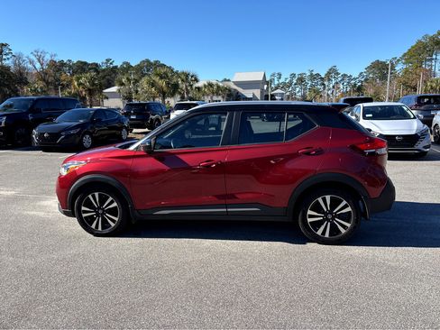 Used 2020 Nissan Kicks SR w/ SR Premium Package image 26