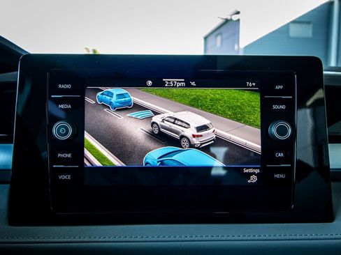 New 2026 Volkswagen Taos SE image 38