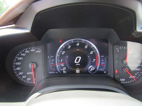 Used 2014 Chevrolet Corvette Stingray Convertible w/ 3LT Preferred Equipment Group RWD image 18